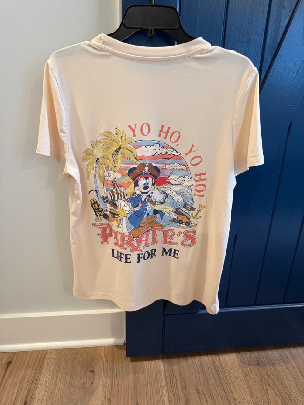 Disney Cream Pirate Mickey Short Sleeve Tee